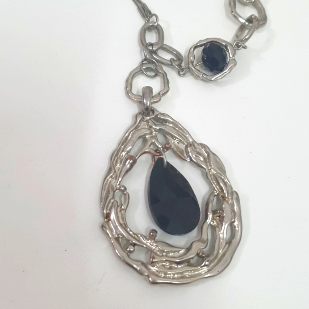 85cm + Silver Tone and Black Beaded Necklace - Picture 2 of 4